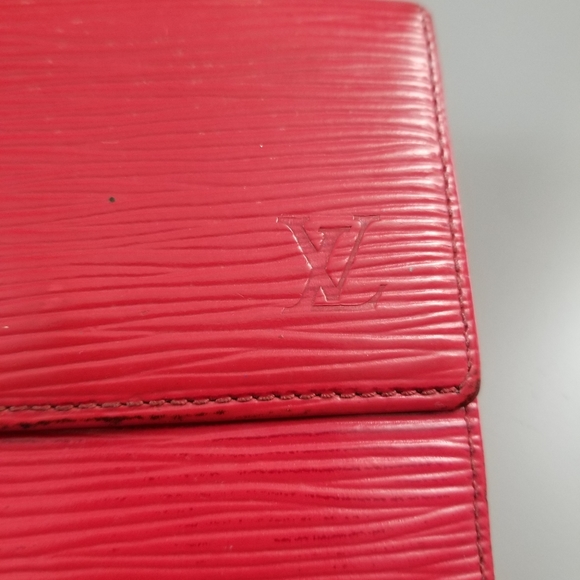 LOUIS VUITTON Red Epi Portefeuille tresor wallet - Picture 3 of 16